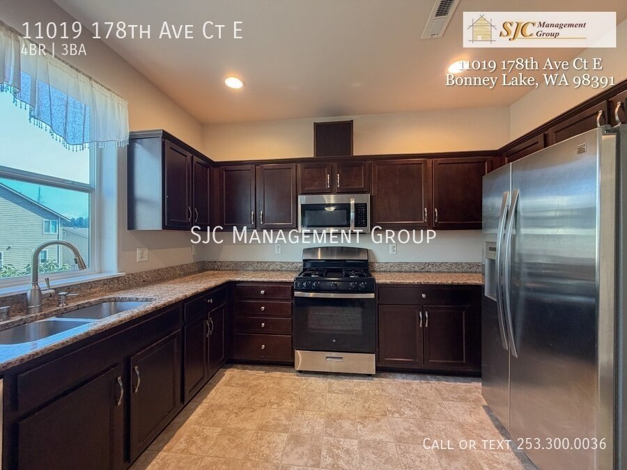 Beautiful 4 Bedroom Home in Bonney Lake-NEW PRICE! property image
