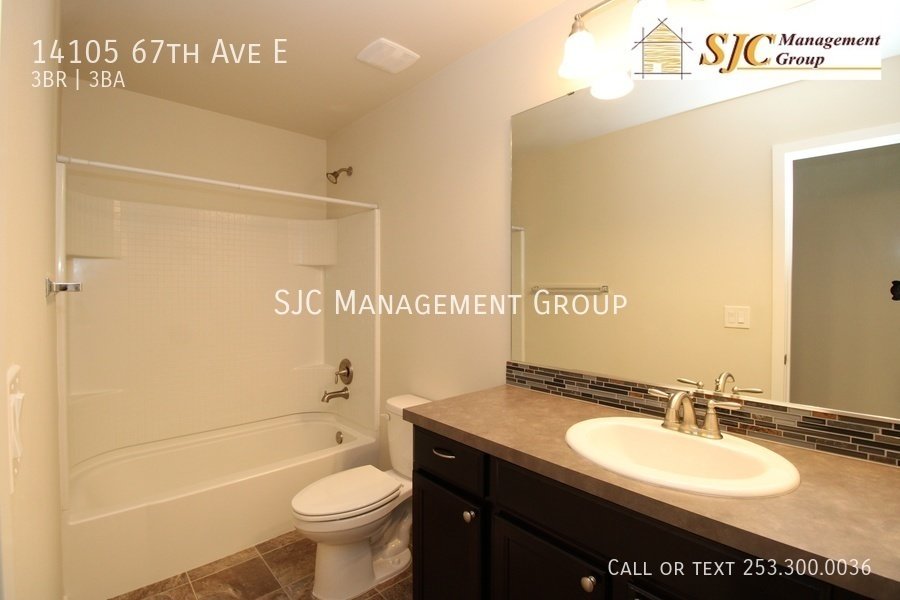 Three bedroom home in Puyallup property image