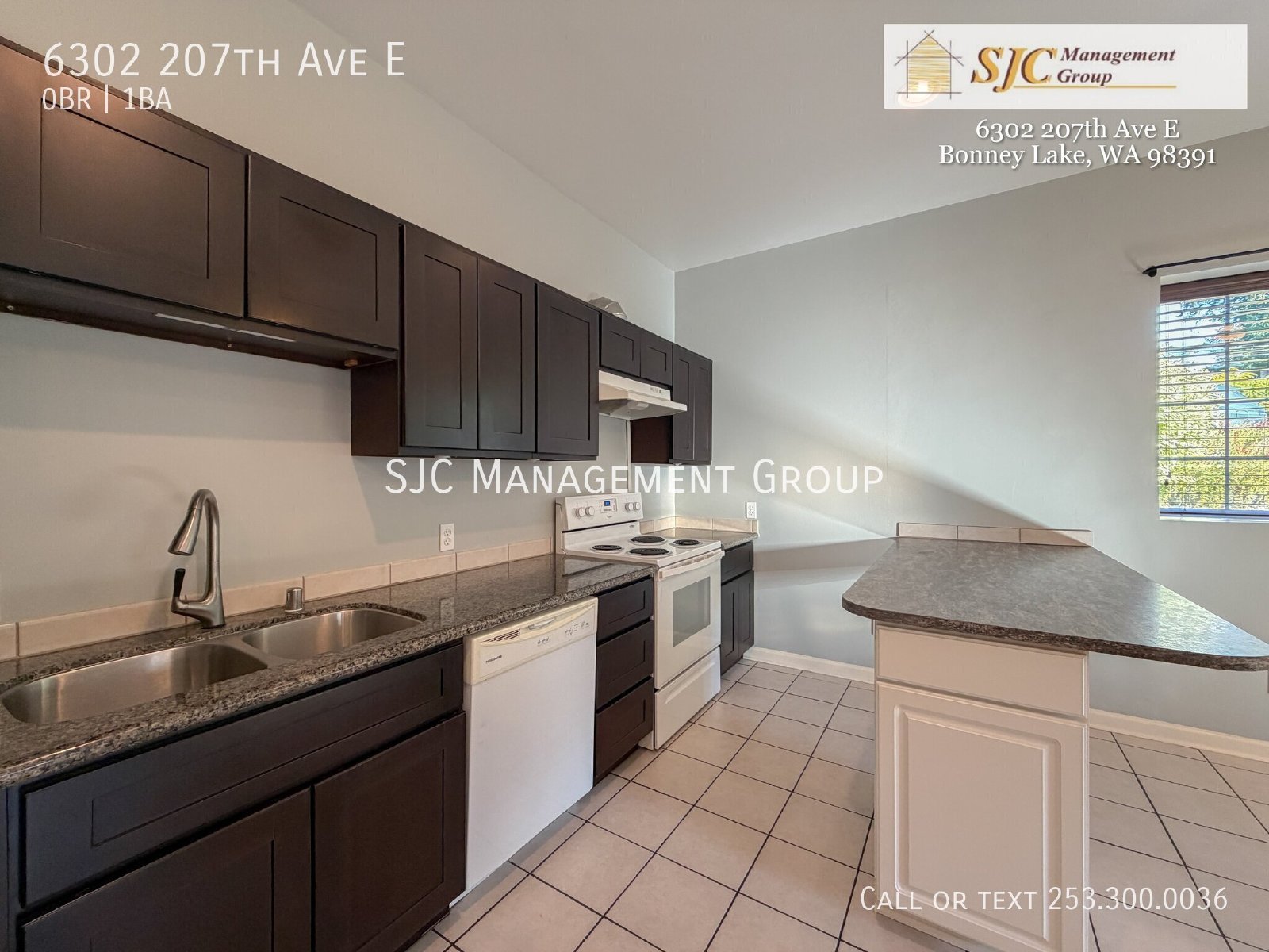 Lake Tapps Standalone Studio, Large Garage, Room for Your Boat! property image