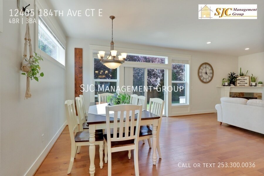 $500 off first month's rent - Four Bedroom three bath home for rent in Falling Water Bonney Lake property image