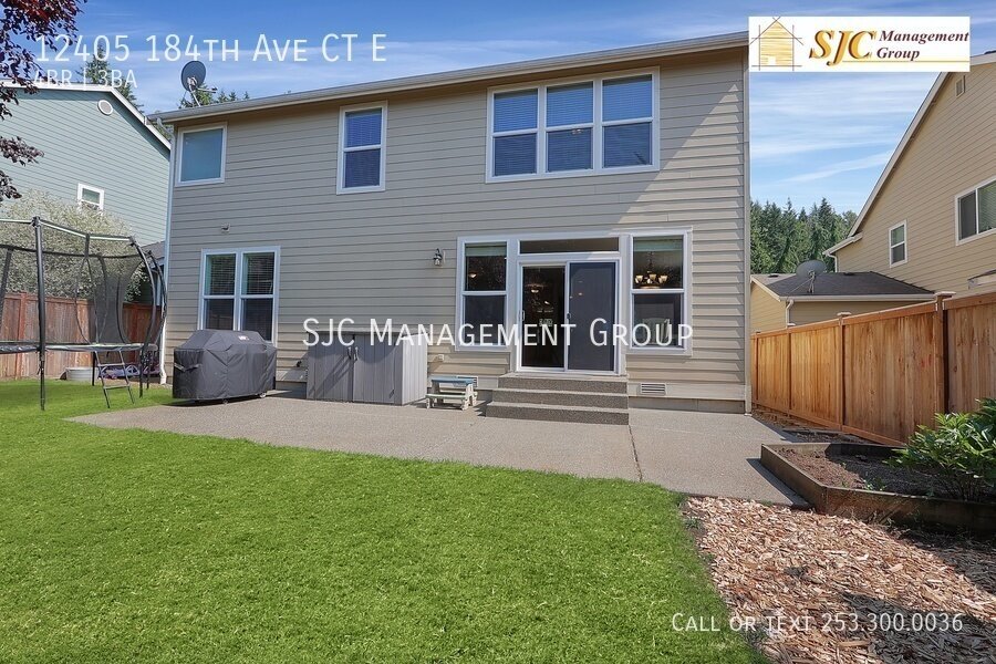 $500 off first month's rent - Four Bedroom three bath home for rent in Falling Water Bonney Lake property image
