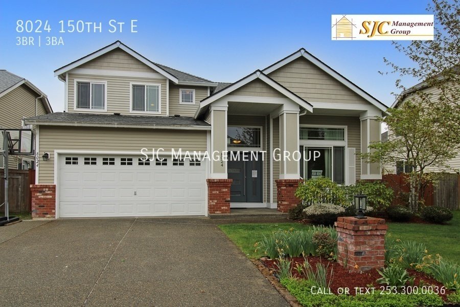 Three bedroom 2.5 bath with bonus space and office for rent in South Hill Puyallup property image