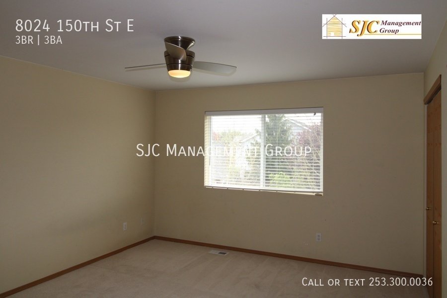 Three bedroom 2.5 bath with bonus space and office for rent in South Hill Puyallup property image