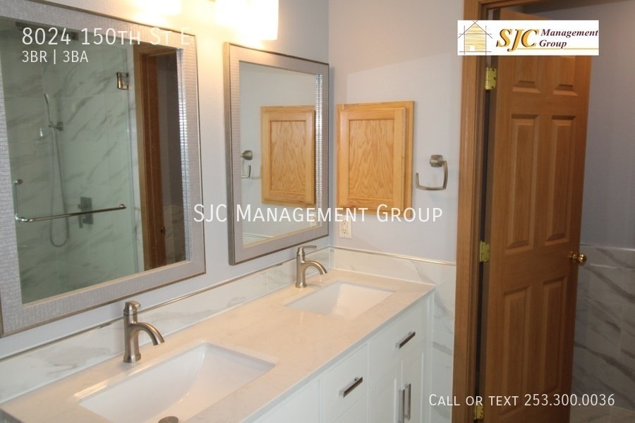 Three bedroom 2.5 bath with bonus space and office for rent in South Hill Puyallup property image