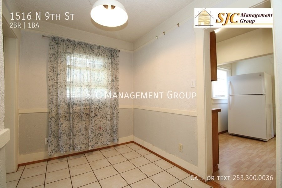 Quaint two bedroom home in Tacoma property image