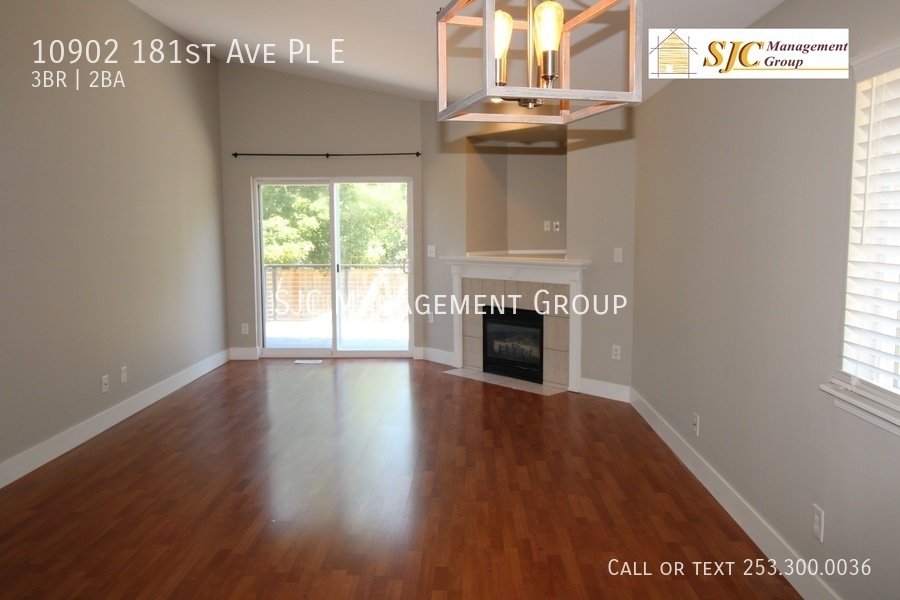 Three Bedroom 2 Bath Rambler for rent in Bonney Lake property image