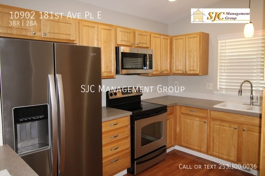 Three Bedroom 2 Bath Rambler for rent in Bonney Lake property image