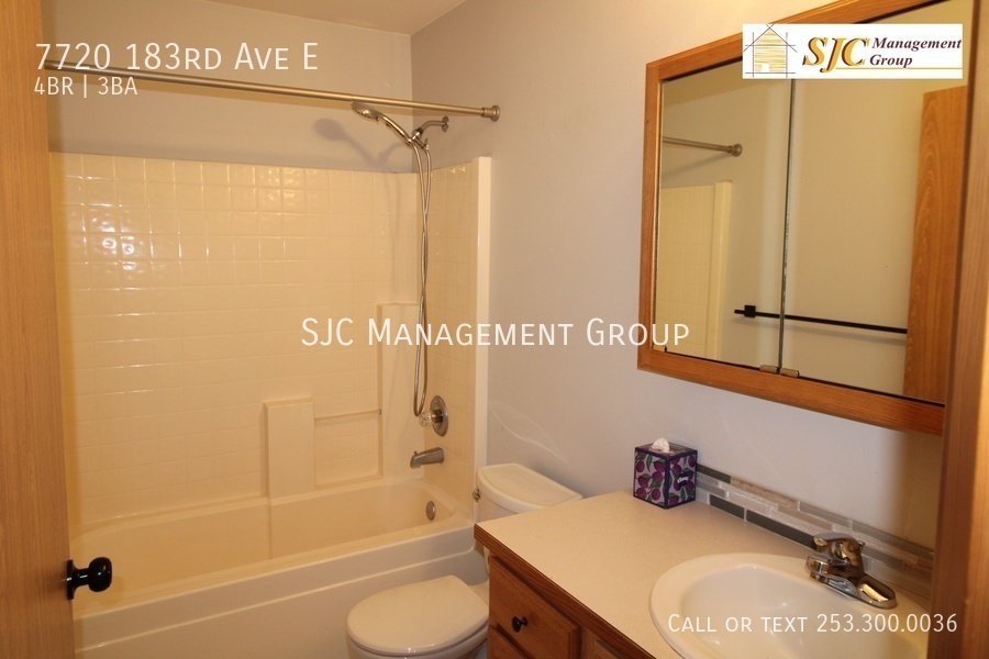 Four bedroom 3 bath home for rent in Bonney Lake property image