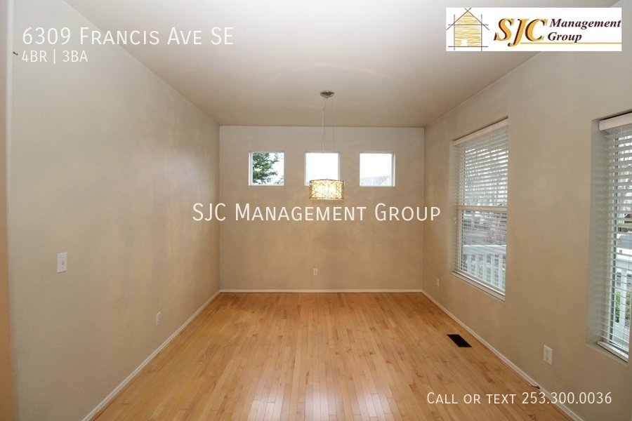 Four bedroom home in Lakeland Hills neighborhood for rent property image