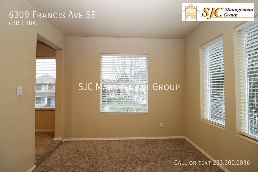 Four bedroom home in Lakeland Hills neighborhood for rent property image