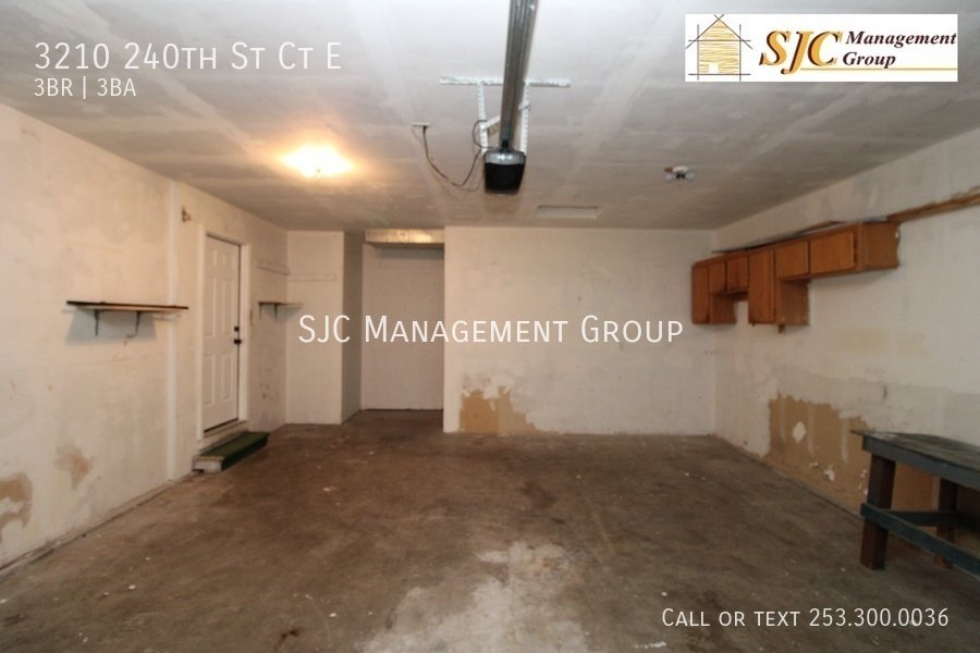 Two Story Home with Large Fenced Yard For Rent In Spanaway property image