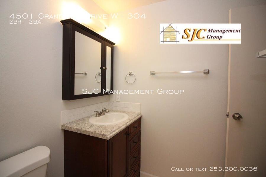 Two bedroom condo for rent in University Place property image