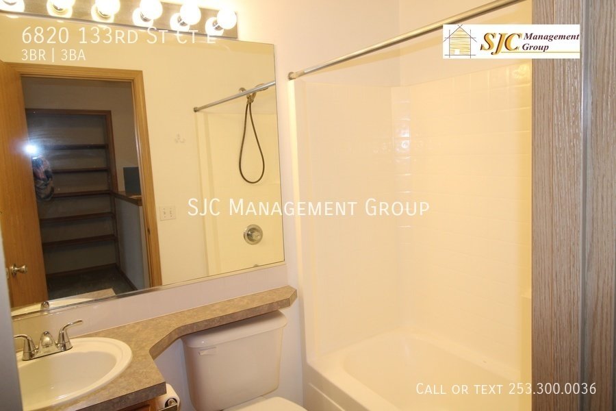 Three Bedroom 2.5 bath home for rent in South hill English Ridge property image