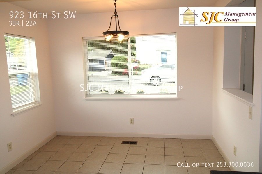Three bedroom two bath home for rent Puyallup Valley property image