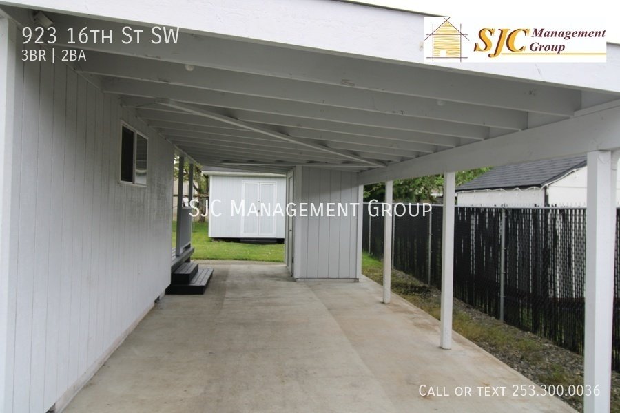 Three bedroom two bath home for rent Puyallup Valley property image