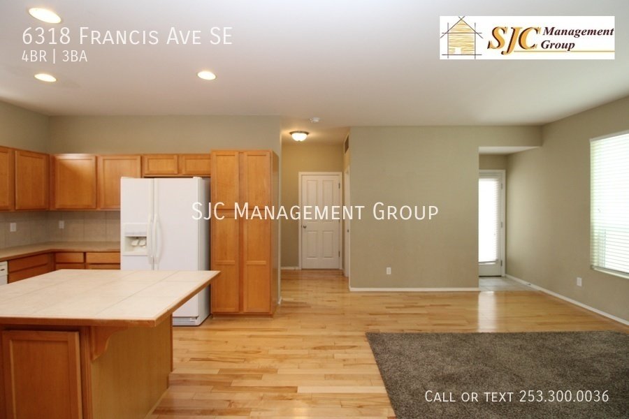 Four-bedroom home in Lakeland Hills for rent property image