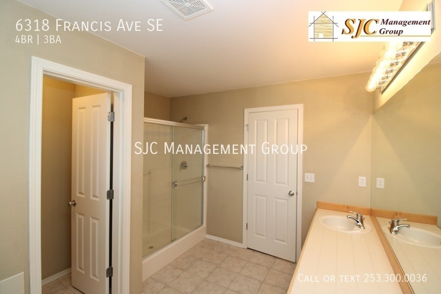 Four-bedroom home in Lakeland Hills for rent property image