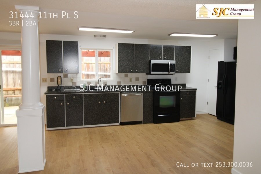 Three bedroom 2 bath duplex for rent in Federal Way property image