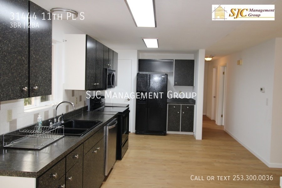 Three bedroom 2 bath duplex for rent in Federal Way property image