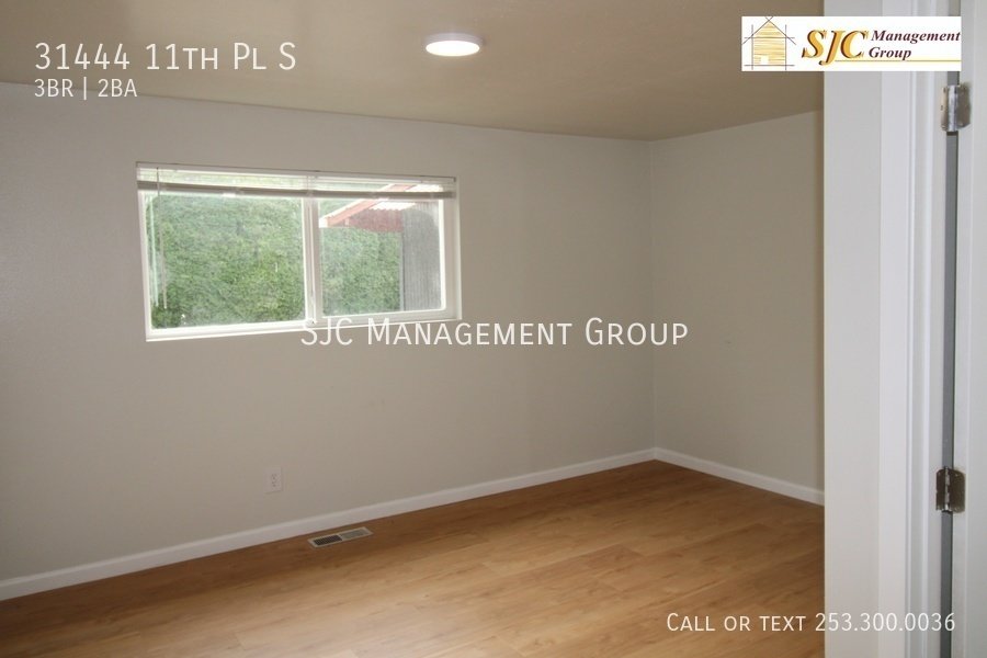 Three bedroom 2 bath duplex for rent in Federal Way property image