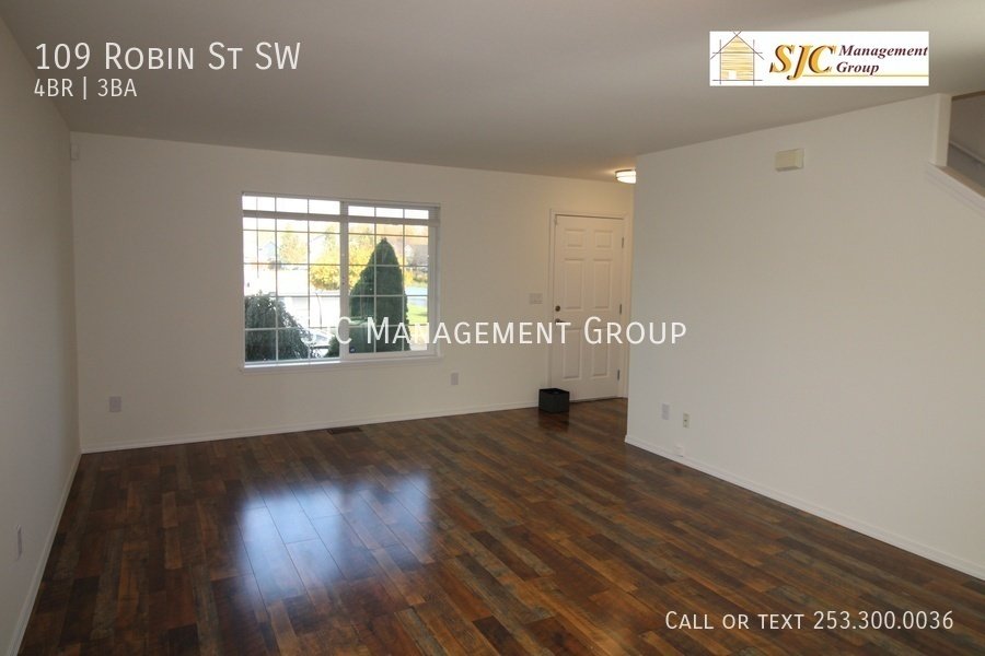 Four bedroom home for rent in Orting property image