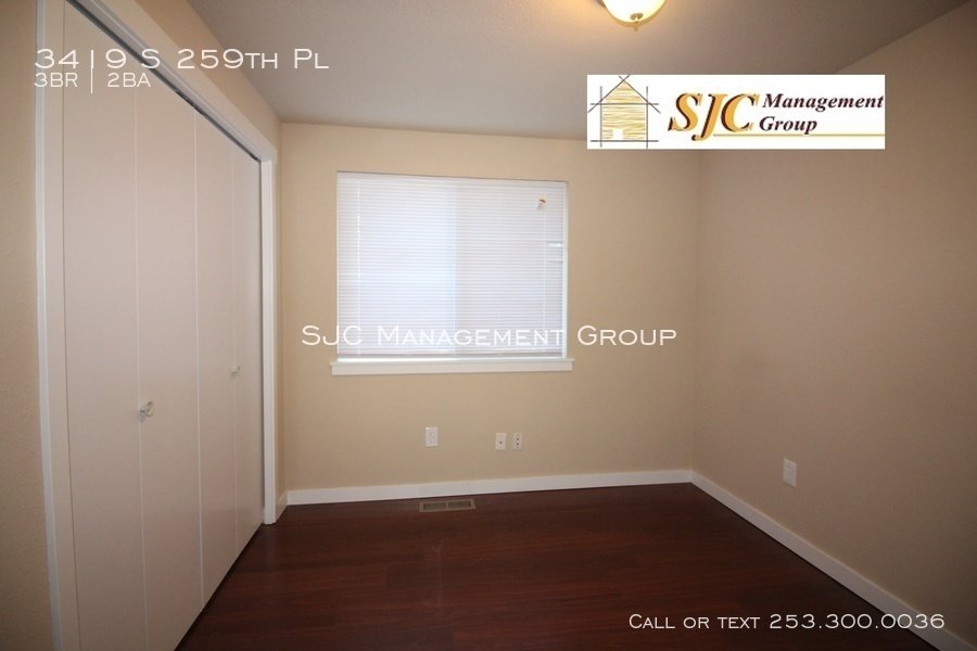 One story home for rent in Kent. property image