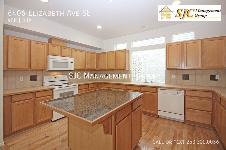 Four-bedroom home in Lakeland Hills for rent property image