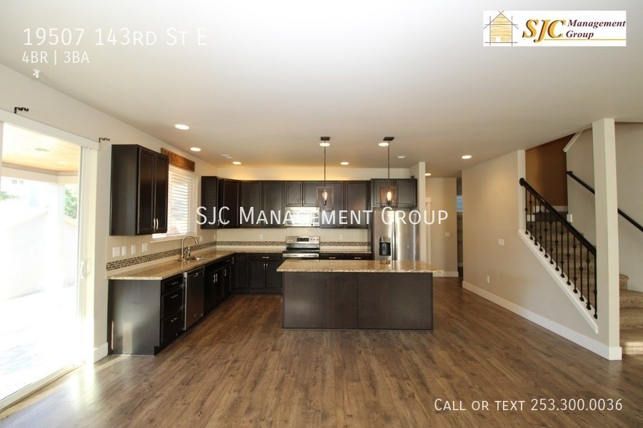 Four bedroom home in Tehaleh neighborhood of Bonney Lake property image