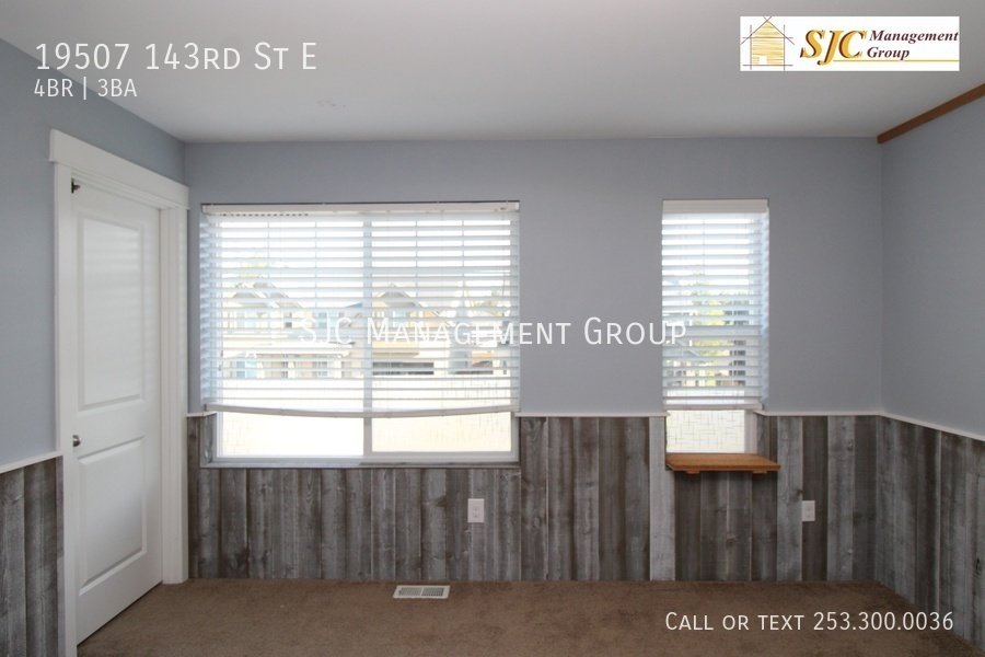 Four bedroom home in Tehaleh neighborhood of Bonney Lake property image