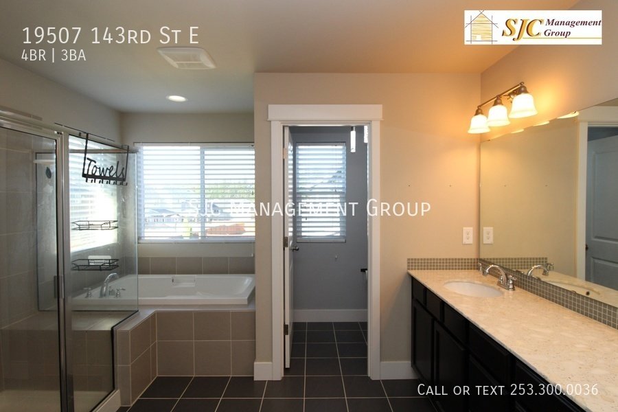 Four bedroom home in Tehaleh neighborhood of Bonney Lake property image