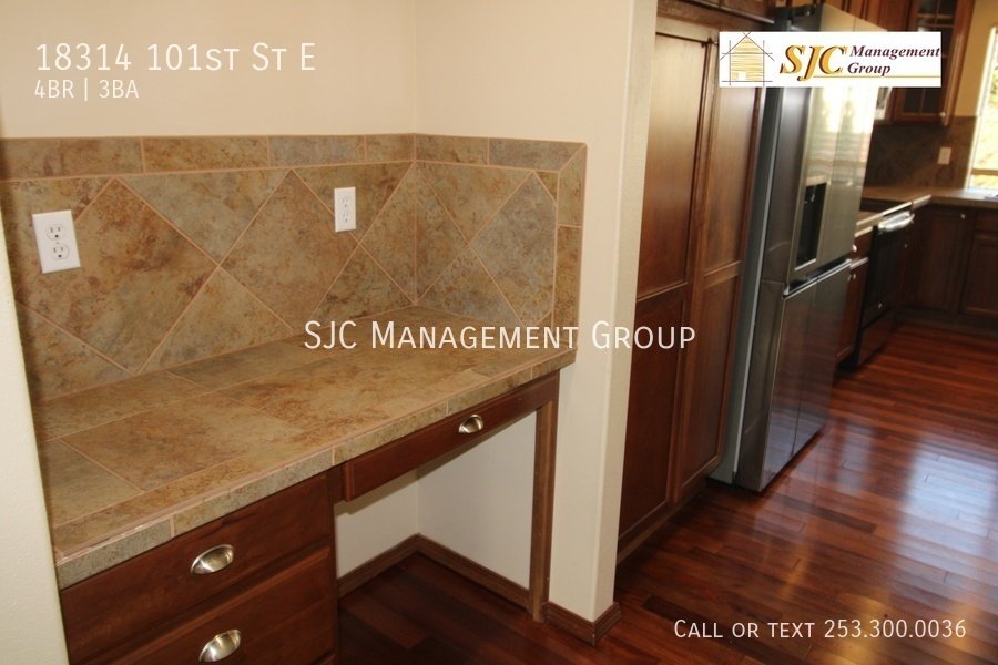 Four Bedroom+bonus room, 2.75 bath home for rent in Bonney Lake property image