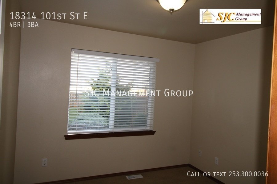 Four Bedroom+bonus room, 2.75 bath home for rent in Bonney Lake property image