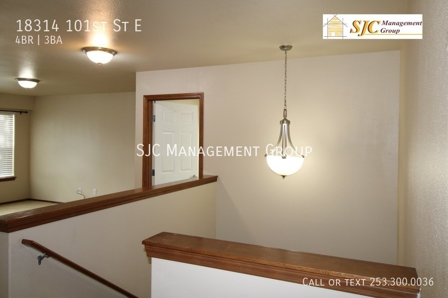 Four Bedroom+bonus room, 2.75 bath home for rent in Bonney Lake property image