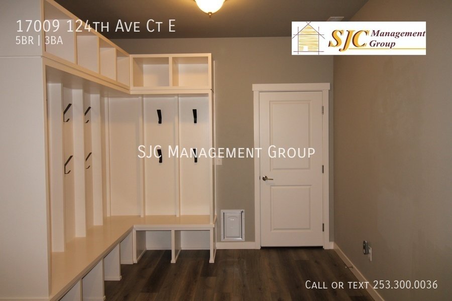 Five bedroom 3.5 bath home for rent in Puyallup property image