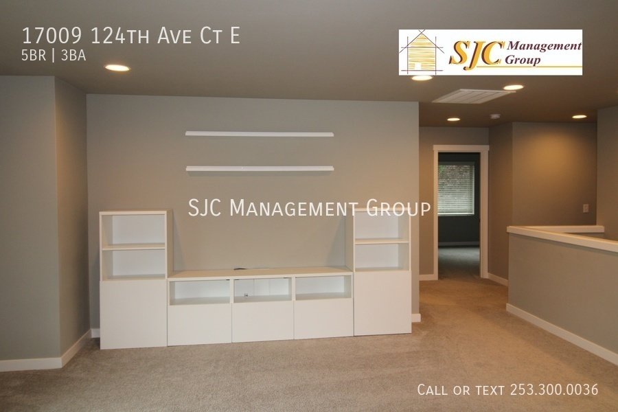 Five bedroom 3.5 bath home for rent in Puyallup property image