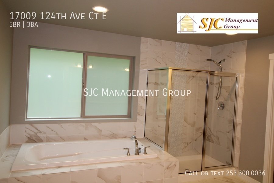 Five bedroom 3.5 bath home for rent in Puyallup property image