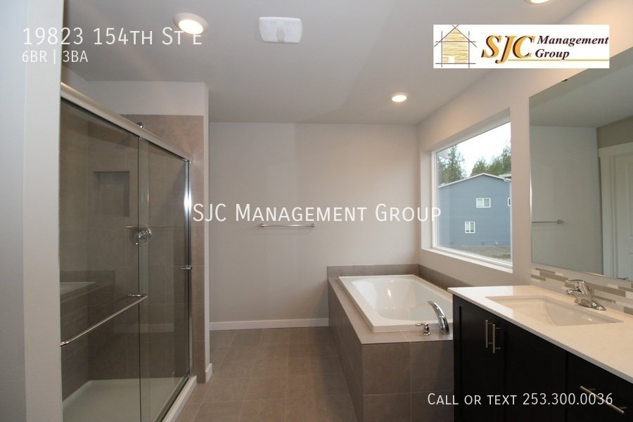 Brand new 6 bedroom Bonney Lake home for rent property image