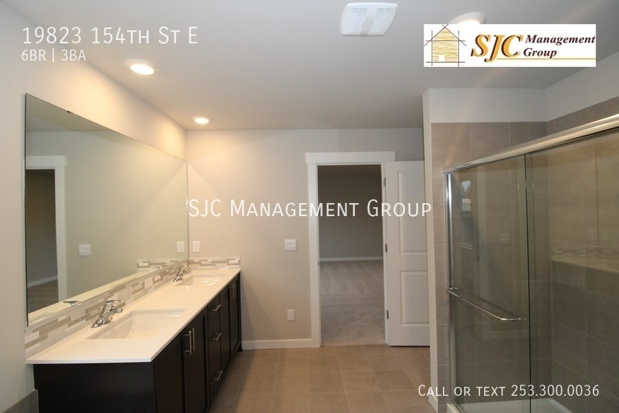 Brand new 6 bedroom Bonney Lake home for rent property image