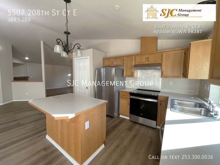 Three bedroom home for rent in Spanaway property image