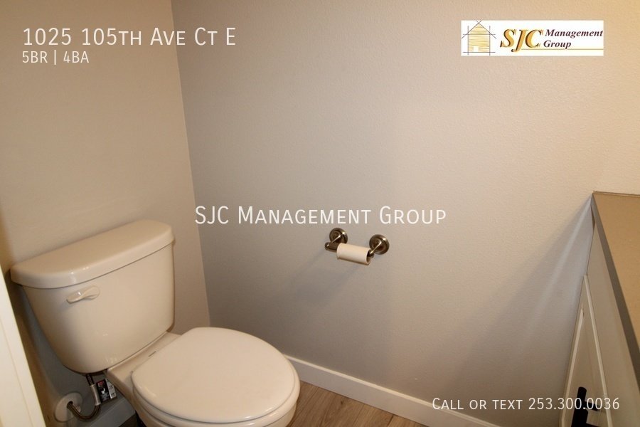 Five Bedroom 3.5 bath Townhome in Edgewood property image