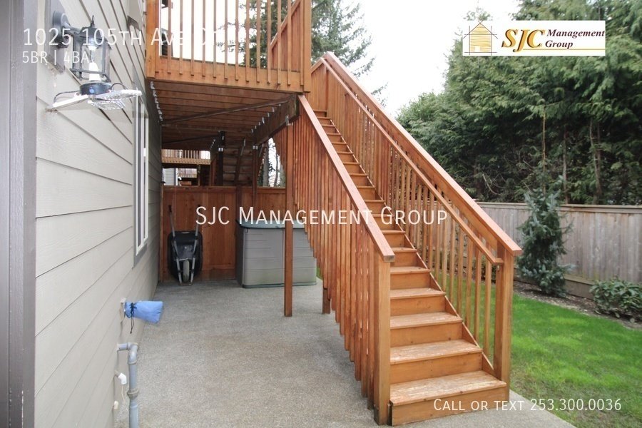 Five Bedroom 3.5 bath Townhome in Edgewood property image