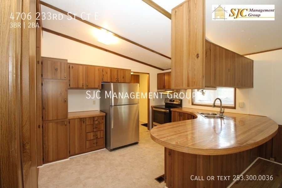 Three bedroom home for rent in Spanaway property image