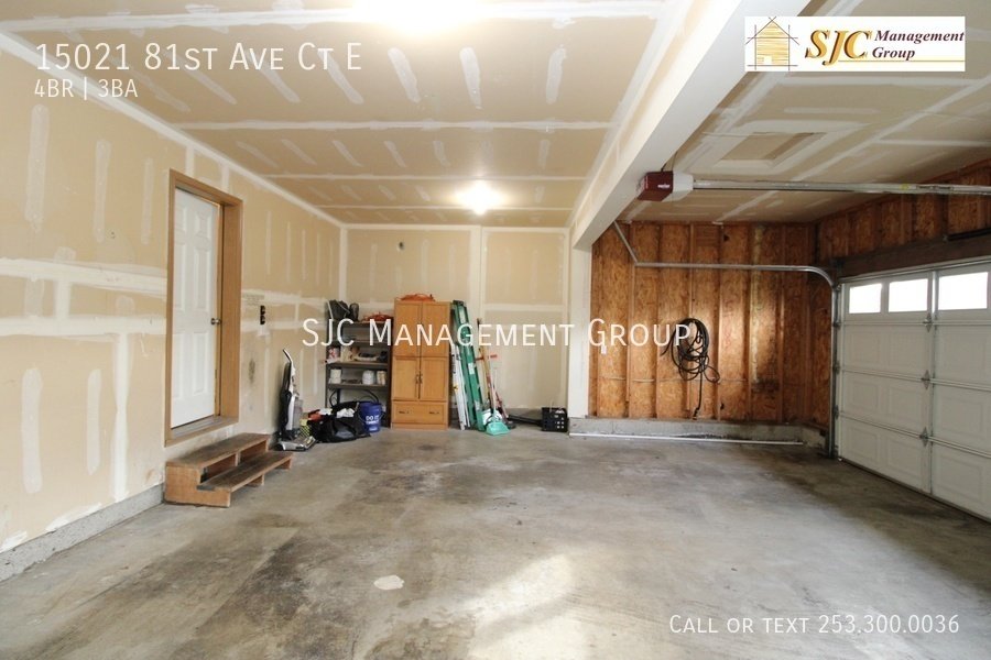 Four bedroom 2.5 bath home for rent South Hill Puyallup property image